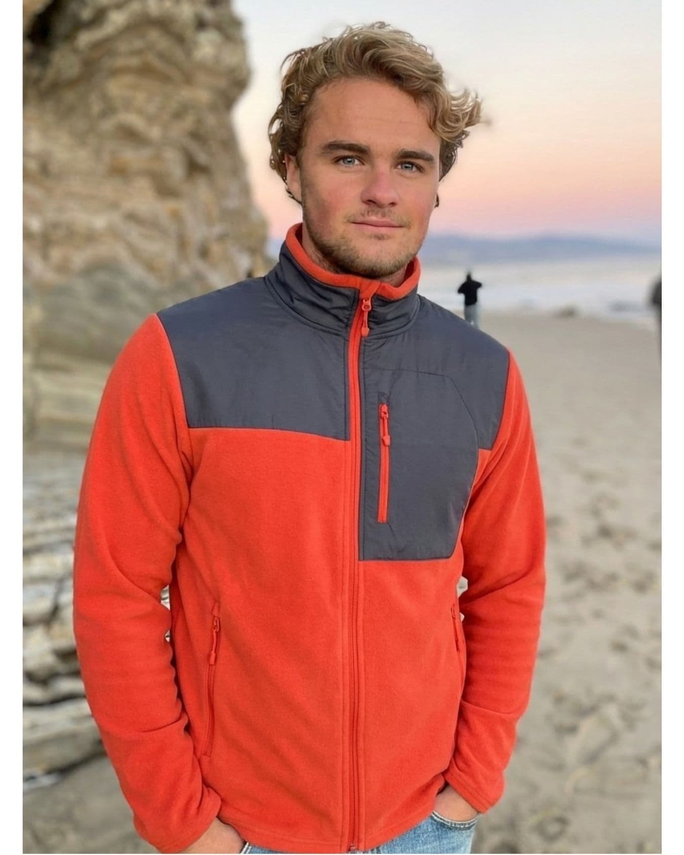 Outdoor — Kora try-on